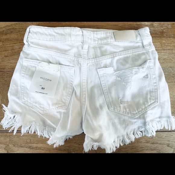 Hidden White Jean Shorts - Picture 2 of 5